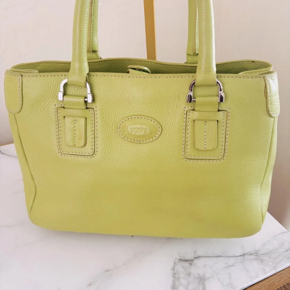 Tod’s Authentic Lime Green Leather Tote Handbag Bag Silver Hardware Women’s Rare